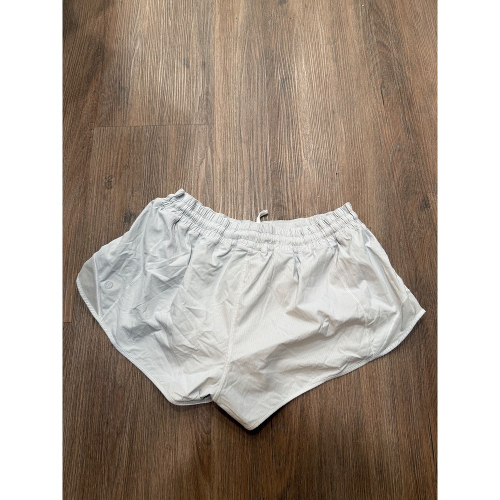 Lululemon Speed Up Low-Rise Lined Shorts 2.5" Light Blue Herringbone Size 14 REG